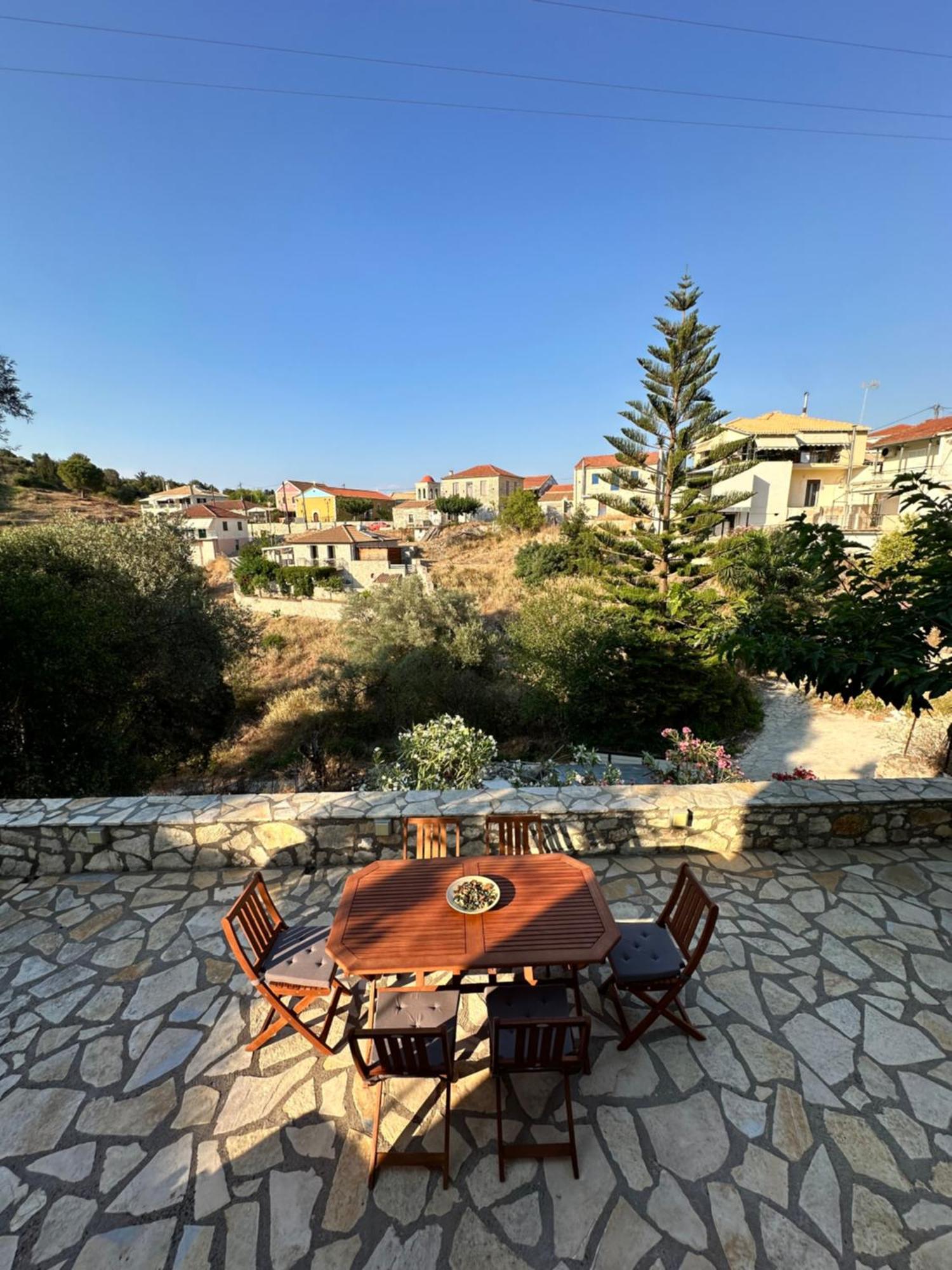 Villa Chrysavgi Stone House Katomerion Exterior foto